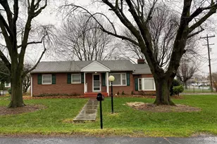 105 Fay St, Winchester, VA 22602 - Photo 2