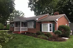 105 Fay St, Winchester, VA 22602 - Photo 1