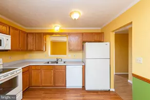 304 Chatham Square, Winchester, VA 22601 - Photo 4