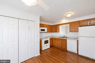 304 Chatham Square, Winchester, VA 22601 - Photo 4