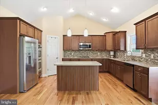 107 Harold Ct, Winchester, VA 22602 - Photo 12