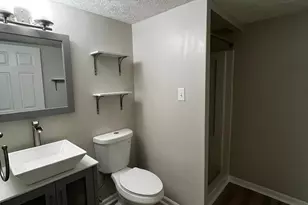 321 Tudor Dr, Winchester, VA 22603 - Photo 10