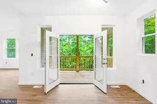 607 South Lakeview, Cross Junction, VA 22625 - Photo 12