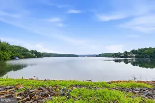 607 South Lakeview, Cross Junction, VA 22625 - Photo 26