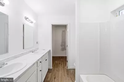 607 South Lakeview, Cross Junction, VA 22625 - Photo 24