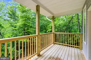 607 South Lakeview, Cross Junction, VA 22625 - Photo 12