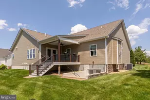 135 Kinross Dr, Winchester, VA 22602 - Photo 48