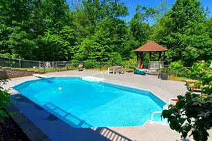 148 Arklow Dr, Cross Junction, VA 22625 - Photo 2