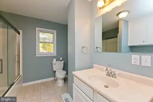 335 Whipporwill Ln, Cross Junction, VA 22625 - Photo 12