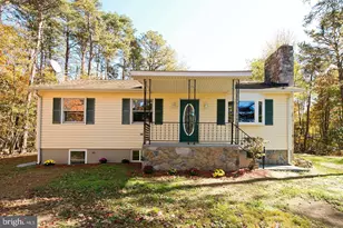 335 Whipporwill Ln, Cross Junction, VA 22625 - Photo 1