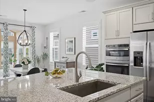 122 Foam Flower Dr, Lake Frederick, VA 22630 - Photo 26