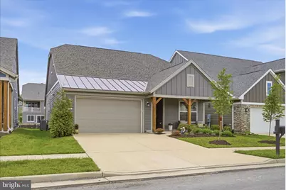 122 Foam Flower Drive, Lake Frederick, VA 22630 - Photo 4