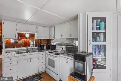 500 S Hayfield Road, Winchester, VA 22602 - Photo 8