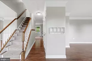 200 Fairway Cir, Cross Junction, VA 22625 - Photo 8