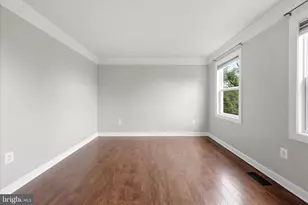 200 Fairway Cir, Cross Junction, VA 22625 - Photo 10
