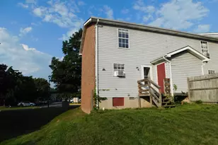 230 Waterford Ln, Winchester, VA 22602 - Photo 20
