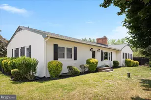 110 Grindstone Dr, Winchester, VA 22602 - Photo 2