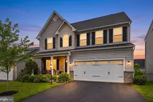 149 Emperor Dr, Lake Frederick, VA 22630 - Photo 2
