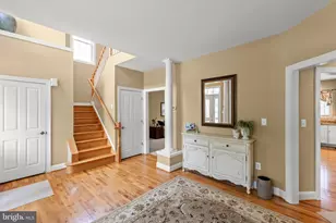 105 Travis Ct, Winchester, VA 22602 - Photo 2