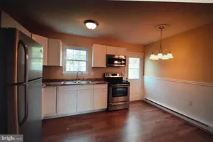 1050 Filbert St, Stephens City, VA 22655 - Photo 4