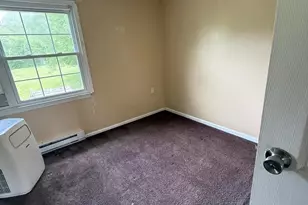 1050 Filbert St, Stephens City, VA 22655 - Photo 10