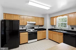 303 Pembridge Dr, Winchester, VA 22602 - Photo 14