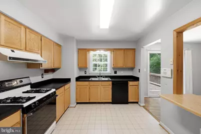 303 Pembridge Drive, Winchester, VA 22602 - Photo 12