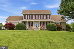 160 Shirley Ct, Winchester, VA 22603 - Photo 2