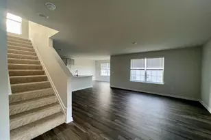 141 Charing Cross Dr, Stephens City, VA 22655 - Photo 4