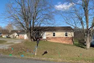 236 Somerset Dr, Stephens City, VA 22655 - Photo 14