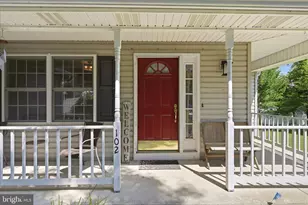 102 Clevenger Ct, Winchester, VA 22601 - Photo 2