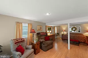 201 Woodridge Ln, Winchester, VA 22603 - Photo 34