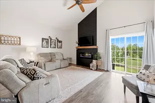 154 Blackford Dr, Stephenson, VA 22656 - Photo 12