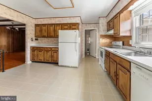 114 Williamson Rd, Winchester, VA 22602 - Photo 6