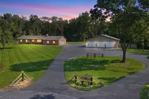 210 Jackson Dr, Winchester, VA 22602 - Photo 2