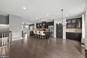 184 Trout Lily Dr, Lake Frederick, VA 22630 - Photo 8