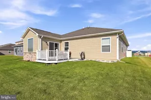 121 Grasmere St, Stephens City, VA 22655 - Photo 10