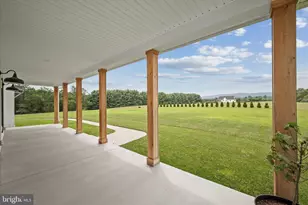 886 Middle Fork Rd, Cross Junction, VA 22625 - Photo 2