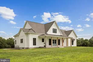 886 Middle Fork Rd, Cross Junction, VA 22625 - Photo 68