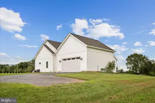 886 Middle Fork Rd, Cross Junction, VA 22625 - Photo 58