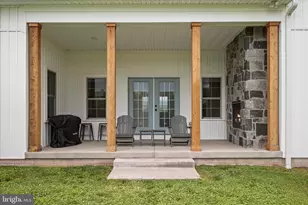 886 Middle Fork Rd, Cross Junction, VA 22625 - Photo 46