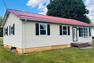 211 Fair Ln, Winchester, VA 22603 - Photo 2