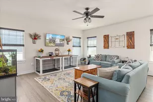 207 Decatur, Stephens City, VA 22655 - Photo 6