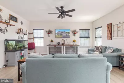 207 Decatur, Stephens City, VA 22655 - Photo 4