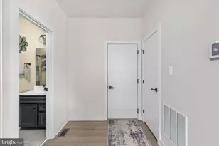 207 Decatur, Stephens City, VA 22655 - Photo 16
