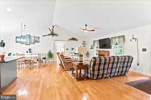 1309 Redland Rd, Cross Junction, VA 22625 - Photo 14