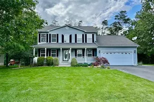 700 S Lakeview Dr, Cross Junction, VA 22625 - Photo 2