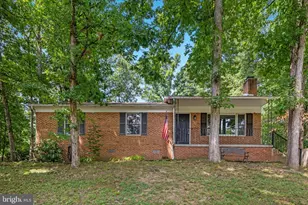 113 Lakewood Dr, Stephens City, VA 22655 - Photo 2