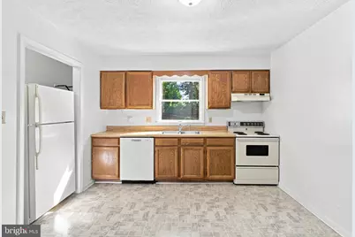 820 Locust Street #3, Stephens City, VA 22655 - Photo 8