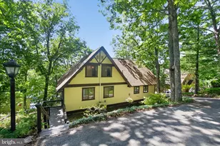 233 Sunset Cir, Cross Junction, VA 22625 - Photo 8